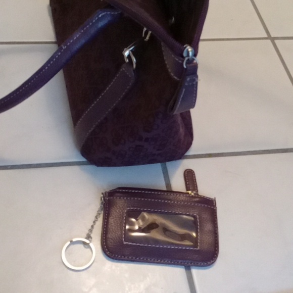 Croft & Barrow Shoulder Bag W Pouch + Card Holder Keychain - Picture 7 of 9